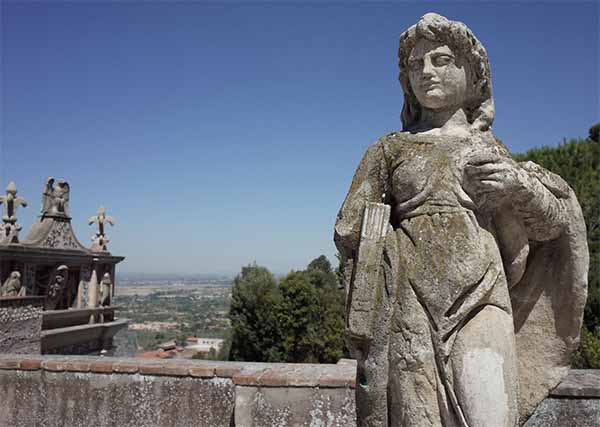 Villa d'Este Statue in Tivoli