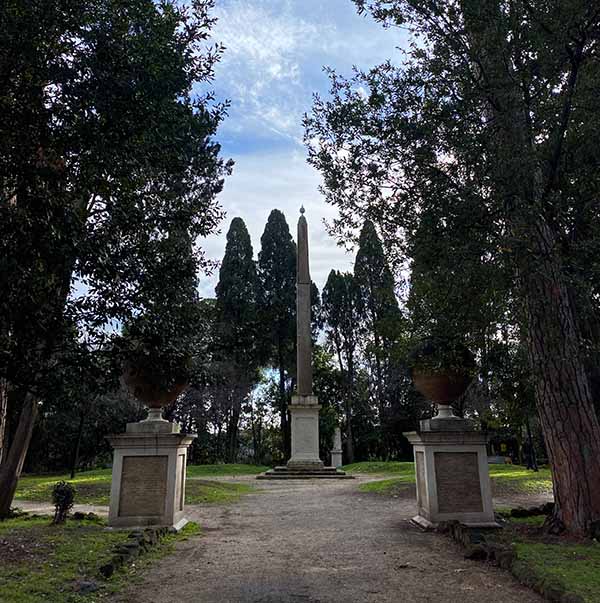 Obelisk in Viall Celimontana park