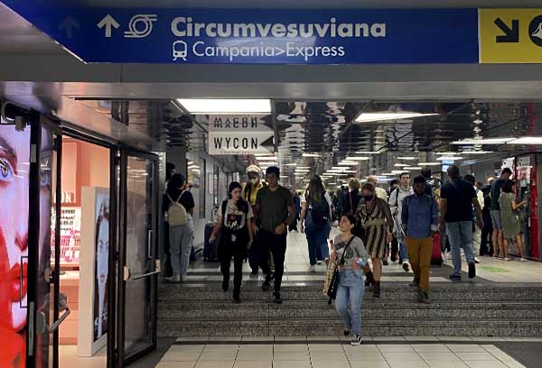 Circumvesuviana signs in Napoli Centrale train station