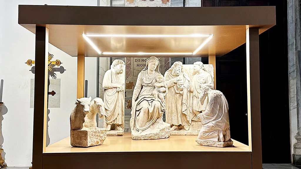 santa maria maggiore arnolfi di cambi marble nativity figures