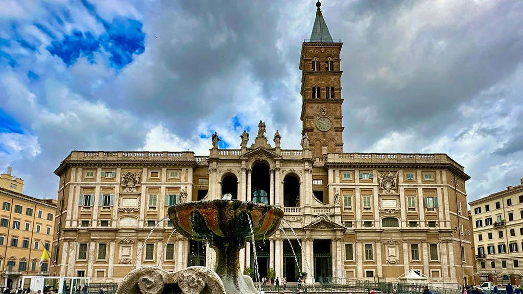 santa maria maggiore facade with fountain in foreground