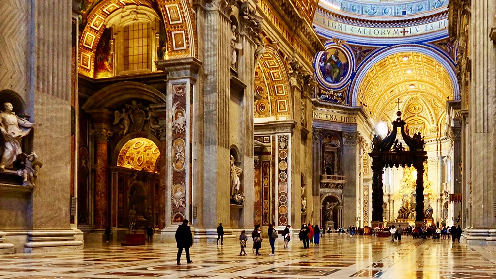 Rome-Vatican-St-Peters-Interior-Wide-Light-Romewise-EB-February-2022-Web
