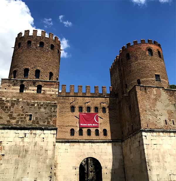 Porta San Sebastiano Porta San Sebastiano