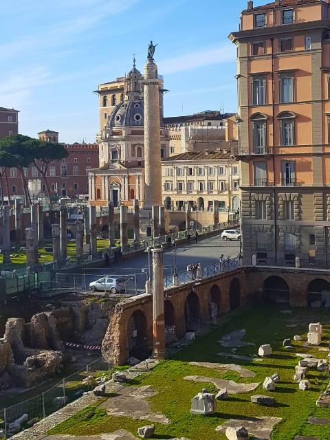 trajans column from trajans market