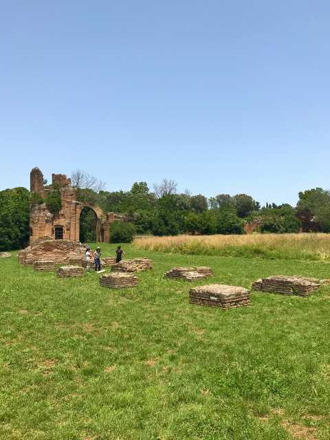 villa maxentius circus ruins