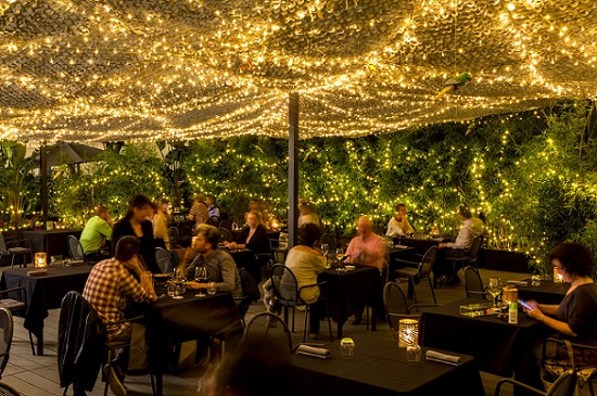 all'oro in rome - outside dining outside dining area at all'oro in Rome