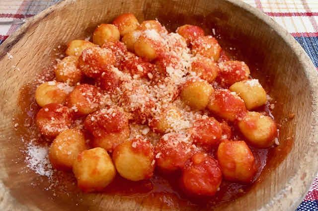 Potatoes gnocchi with tomatoes sauce