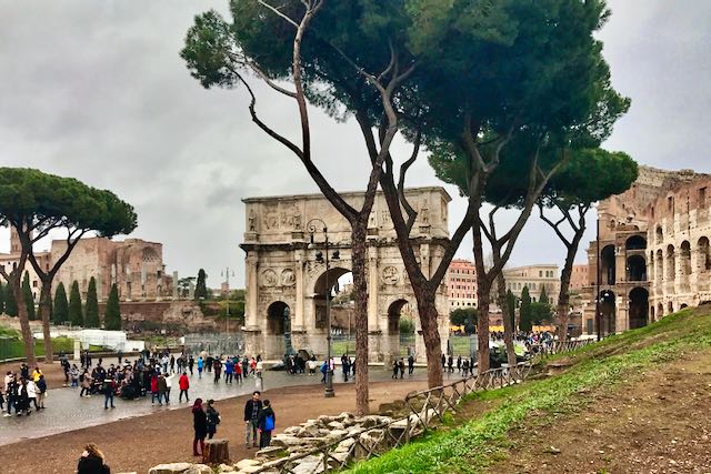 arch of constantine in the rain