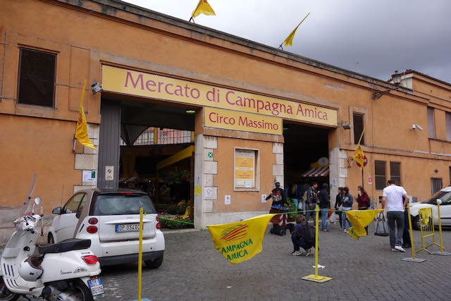 mercato di campagna amica at circo massimo