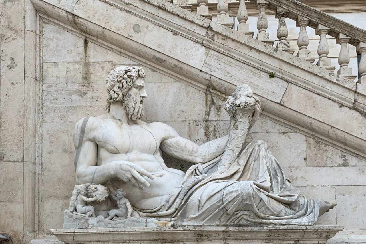 campidoglio tiber fountain
