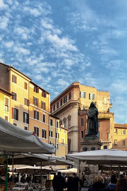 campo dei fiori bruno statue