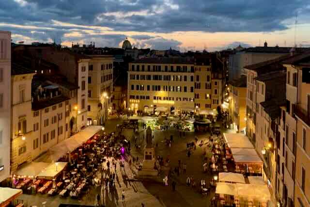 Evening in Campo de Fiori Evening in Campo de Fiori