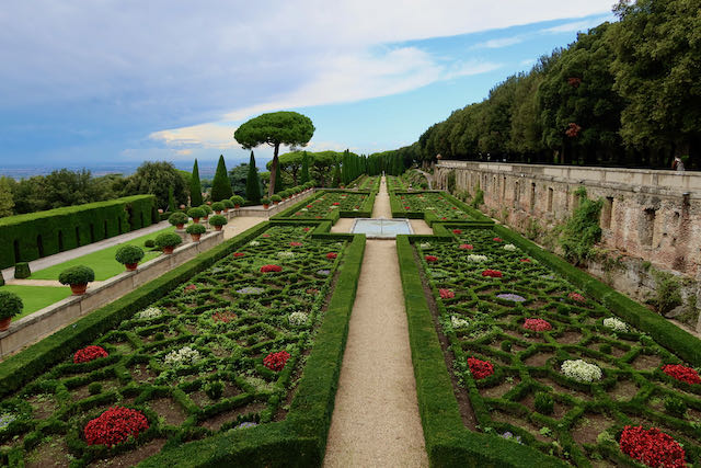 pope's barberini gardens at castel gandolfo