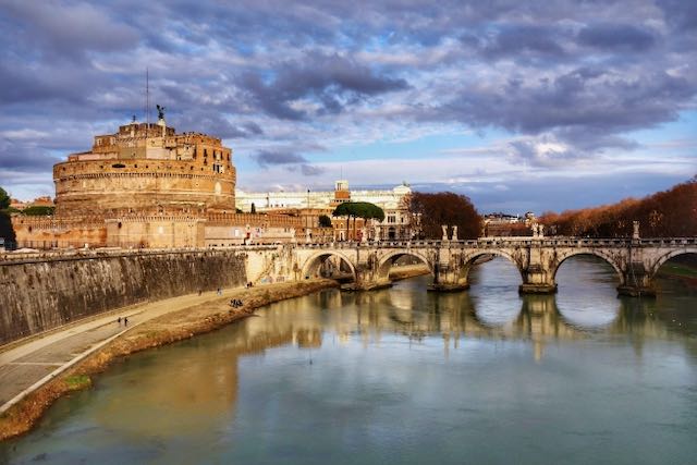 castel sant'angelo in winter