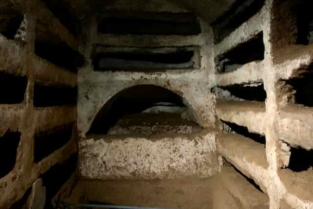 interior of a cubicula