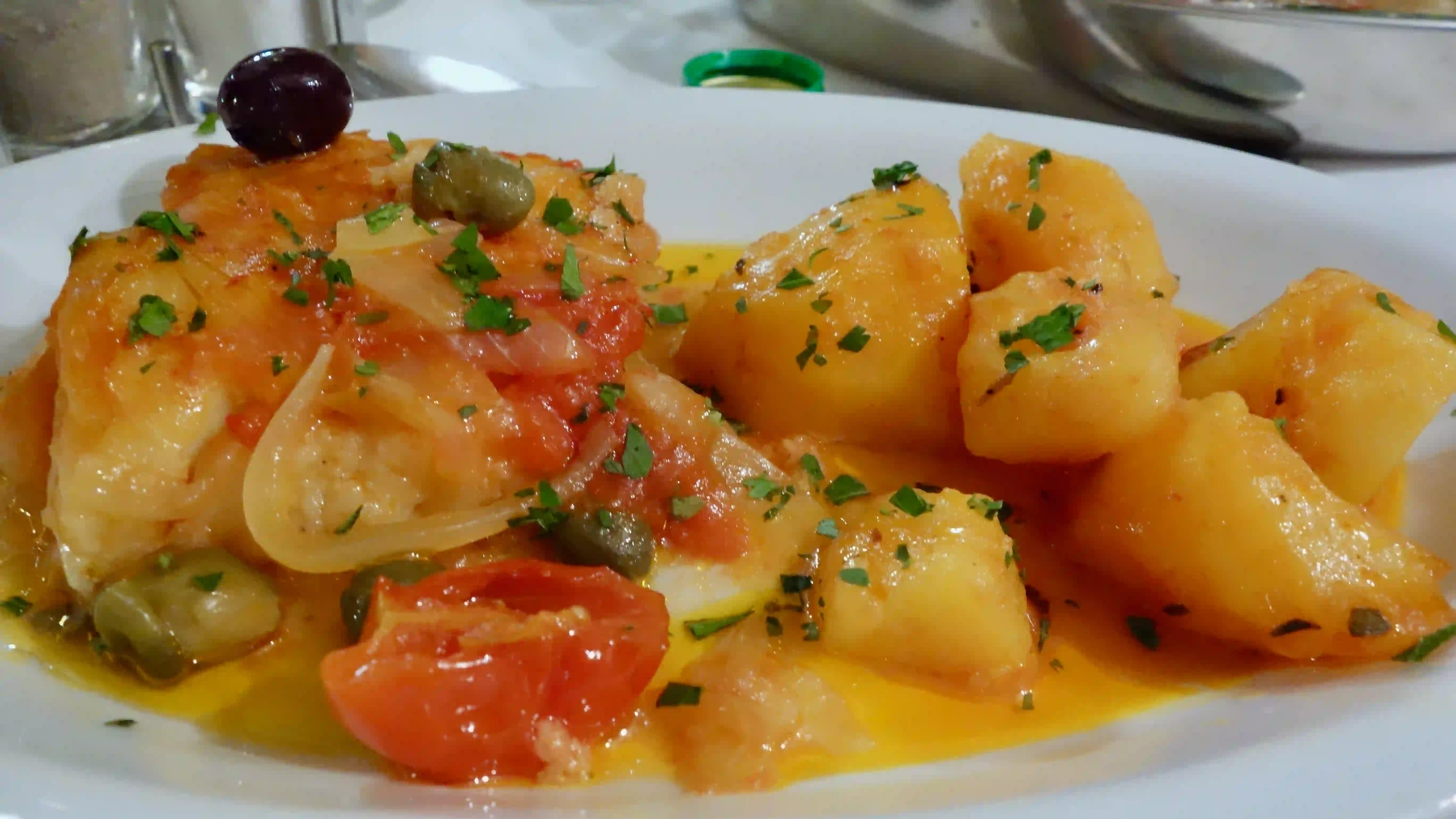 Baccalà con le patate - cod with potatoes cavalier gino - baccala with potatos and tomato sauce