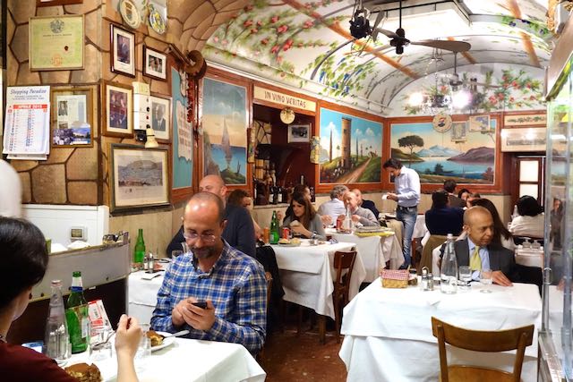 Interior of Dal Cavalier Gino