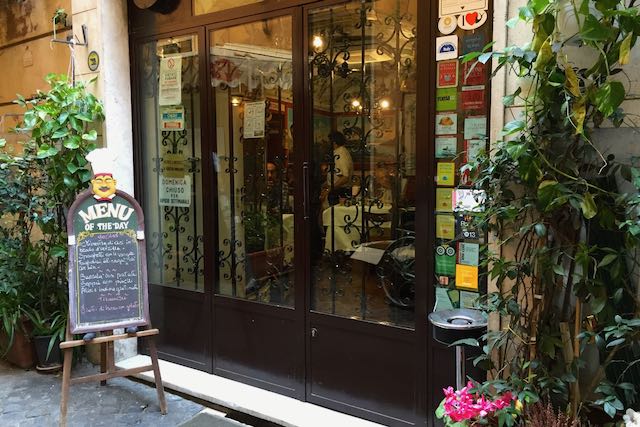entrance to dal cavalier gino entrance to dal cavalier gino
