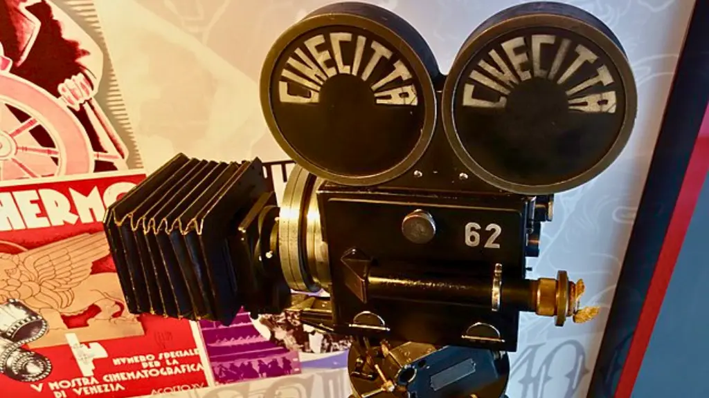 cinecitta exhibition vintage camera wikicommons