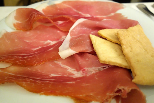 prosciutto appetizer at colline emiliane