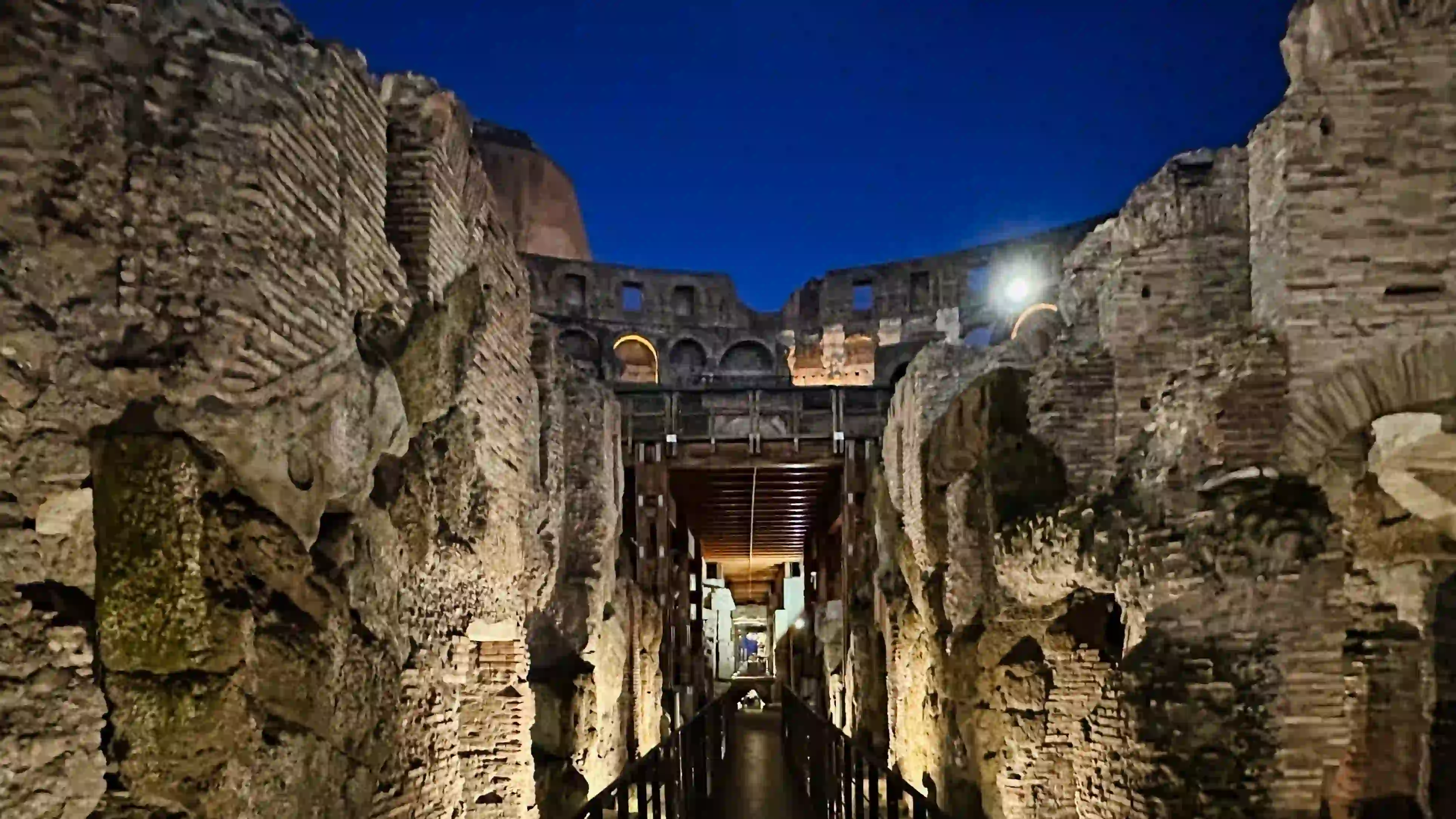 colosseum night visit colosseum night visit