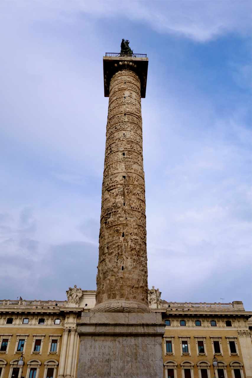 column of marcus aurelius in piazza colonna column of marcus aurelius in piazza colonna