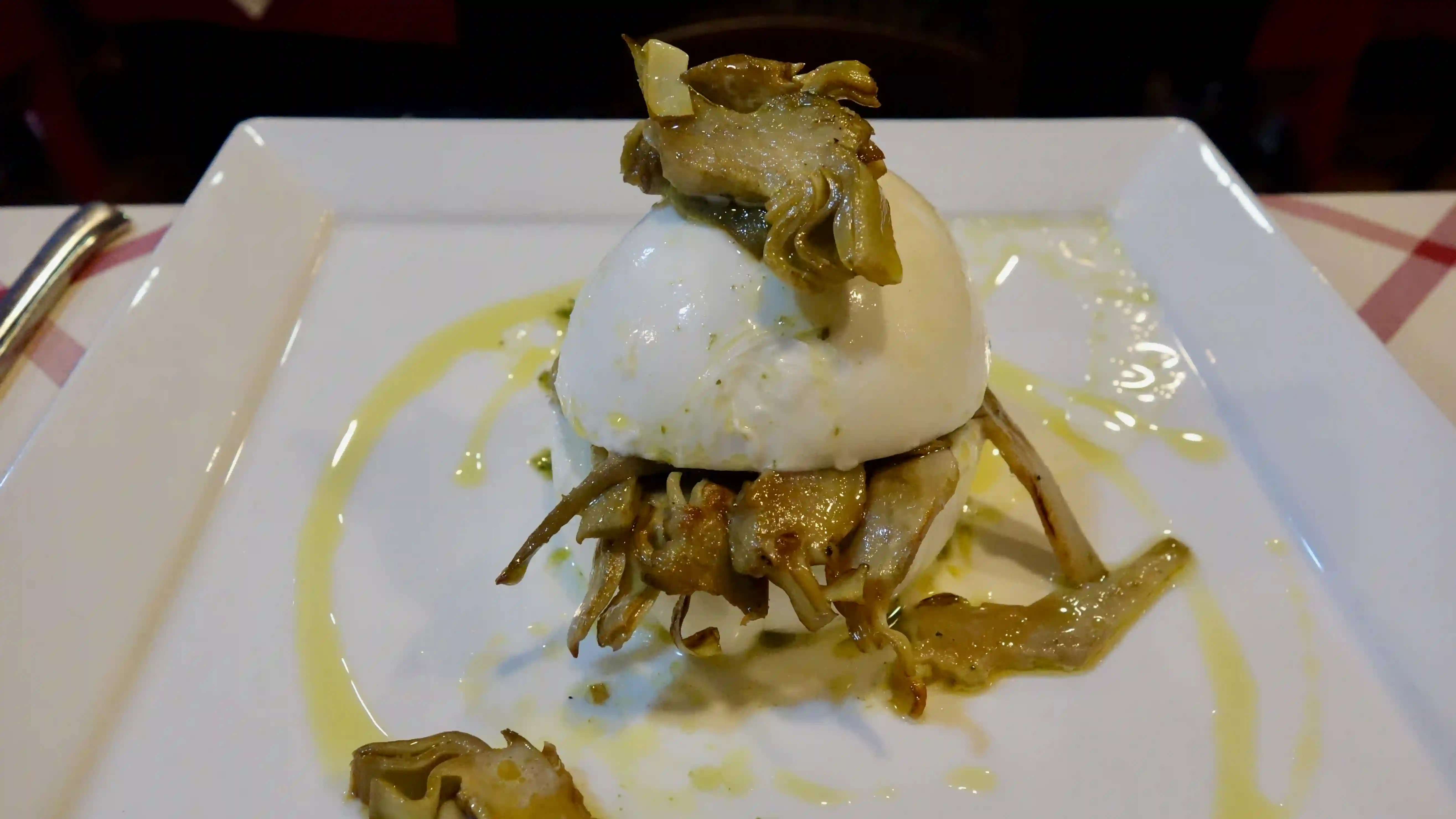 da danilo - mozzarella with artichokes da danilo - mozzarella with artichokes