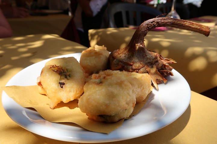 Fried appetizer in Da Teo restaurant.