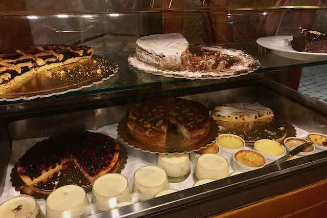 Typical Roman-style desserts