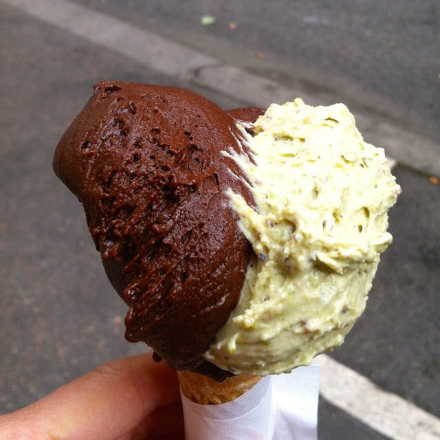 pistachio and dark chocolate gelato gelateria dei gracchi