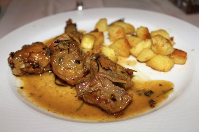 chicken cacciatora at osteria del sostegno chicken cacciatora at osteria del sostegno