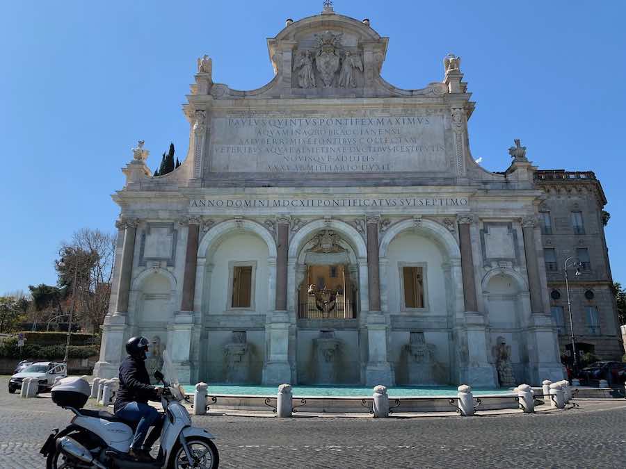 the fontanone on gianicolo hill