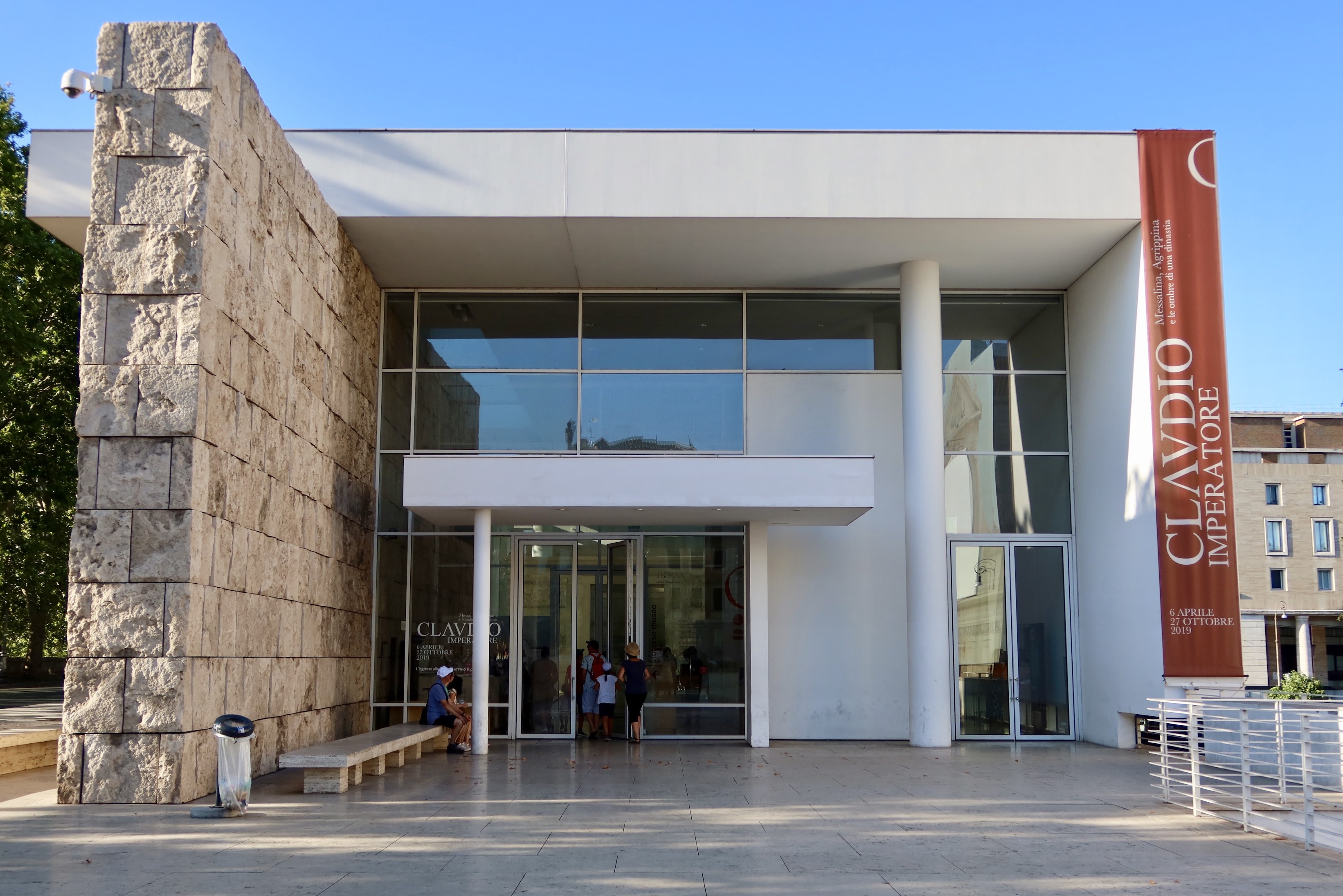Ara Pacis front entrance
