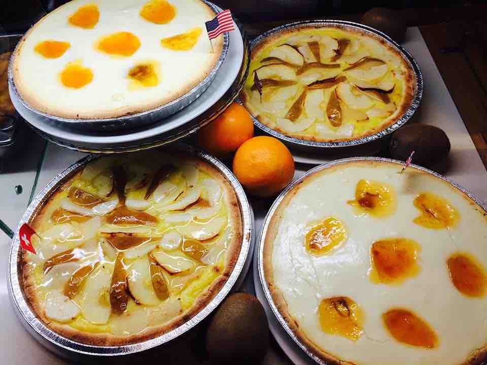 Gluten-free cakes and desserts at Voglia di Pizza