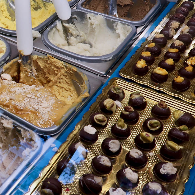 Gelato-filled bonbons at La Gormandise