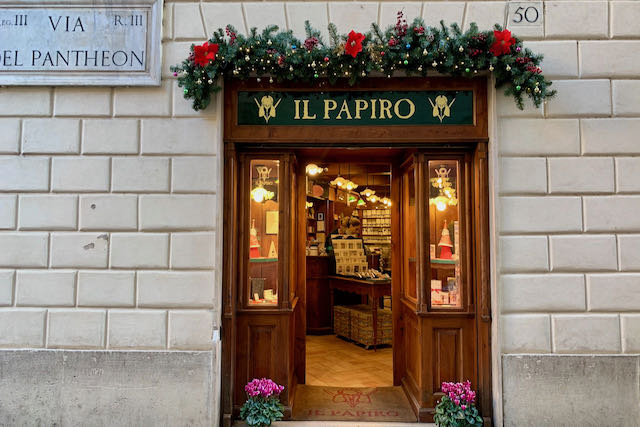 Il Papiro stationery shop Rome