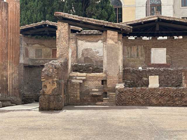 largo argentina temple a church frescoes