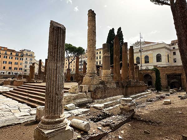 view of largo di torre argentina temple a