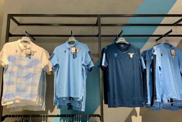 trevi fountain to spanish steps lazio shop