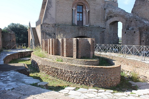 palatine hill elliptical fountain