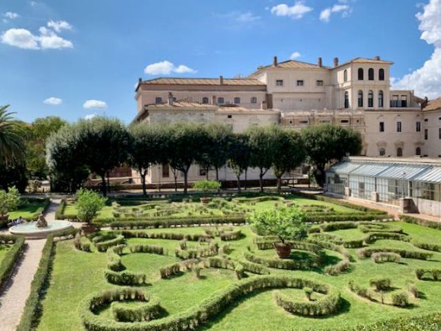 palazzo barberini garden