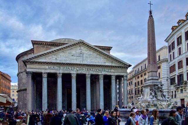 rome pantheon visit the rome pantheon while it rains