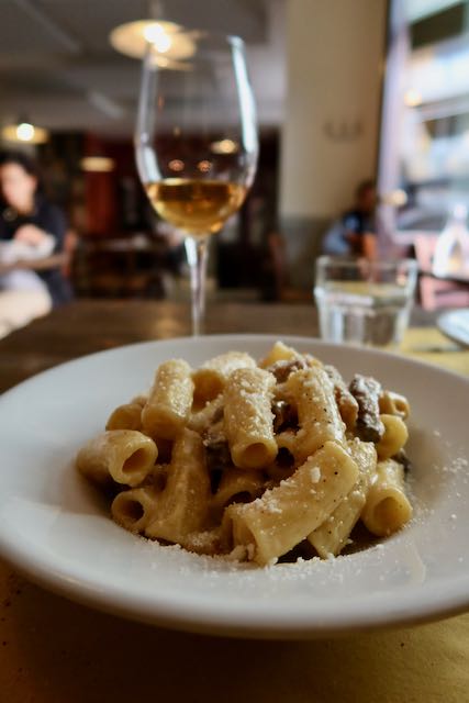 gricia with white wine