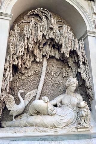 Goddess Juno trevi fountain neighborhood Goddess Juno trevi fountain neighborhood
