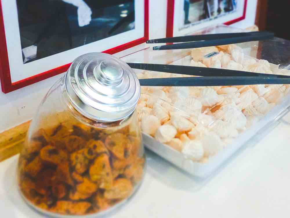 Il Pelicano cookies and pastries