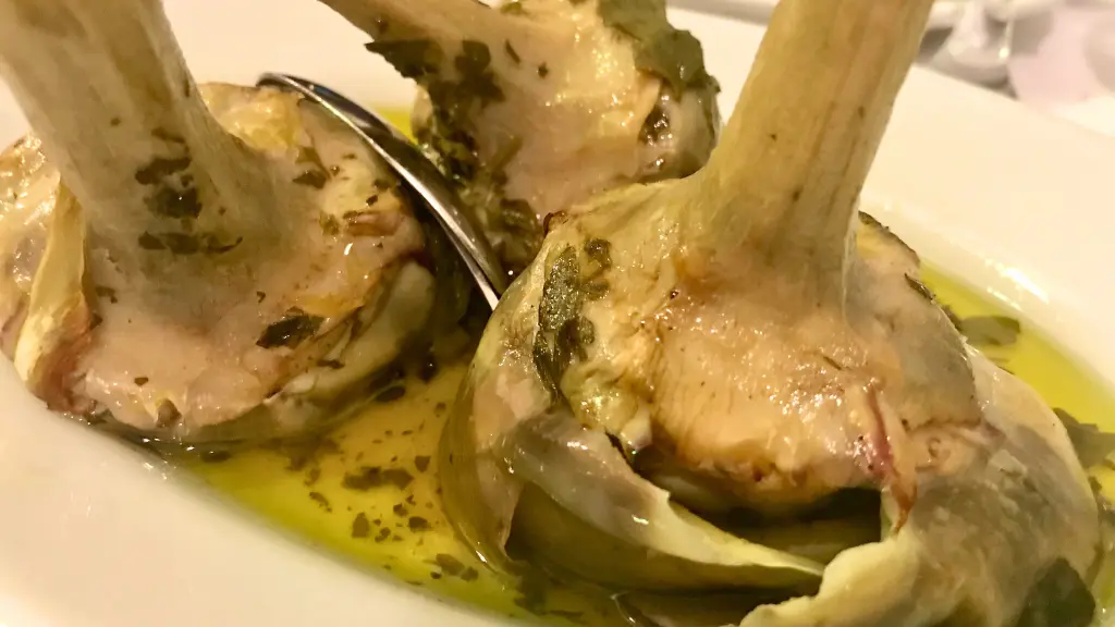 roman artichokes serving dish