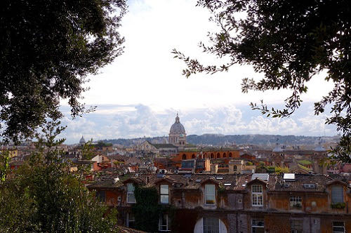 Cool weather, grey skies make for perfect sight-seeing weather in March in Rome!