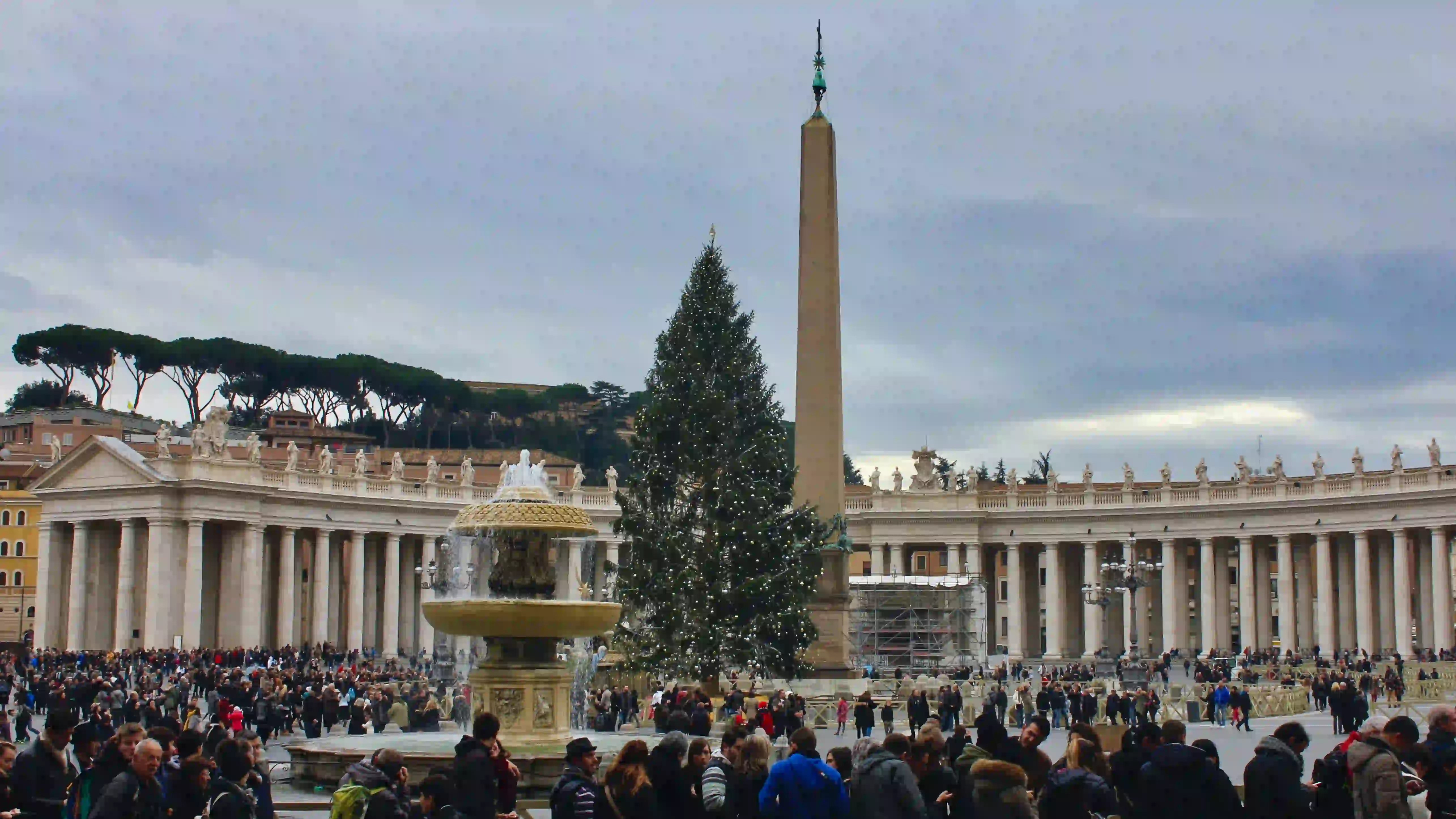 st peters square in early january saint Peters square on January 2