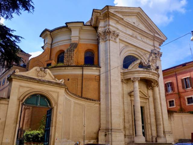 sant andrea quirinale exterior