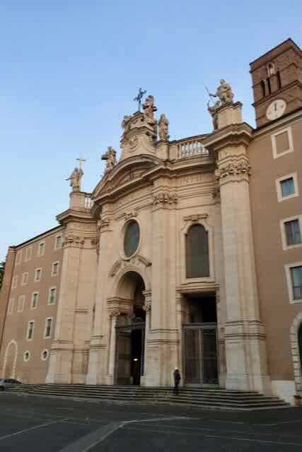 santa croce in gerusalemme facade